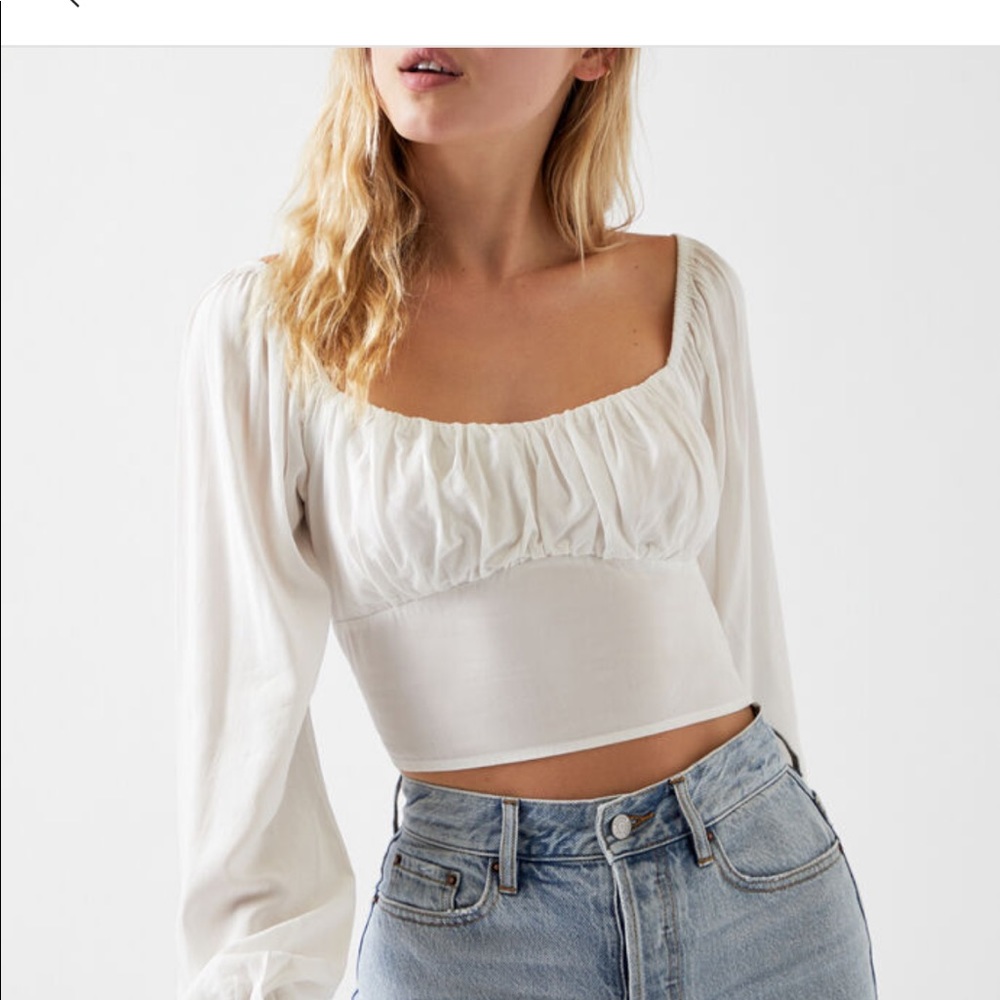 Kendall + Kylie Long Sleeve Shirred Bodice Top